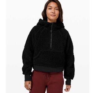 Lululemon Teddy Scuba Pullover - black, size M/L